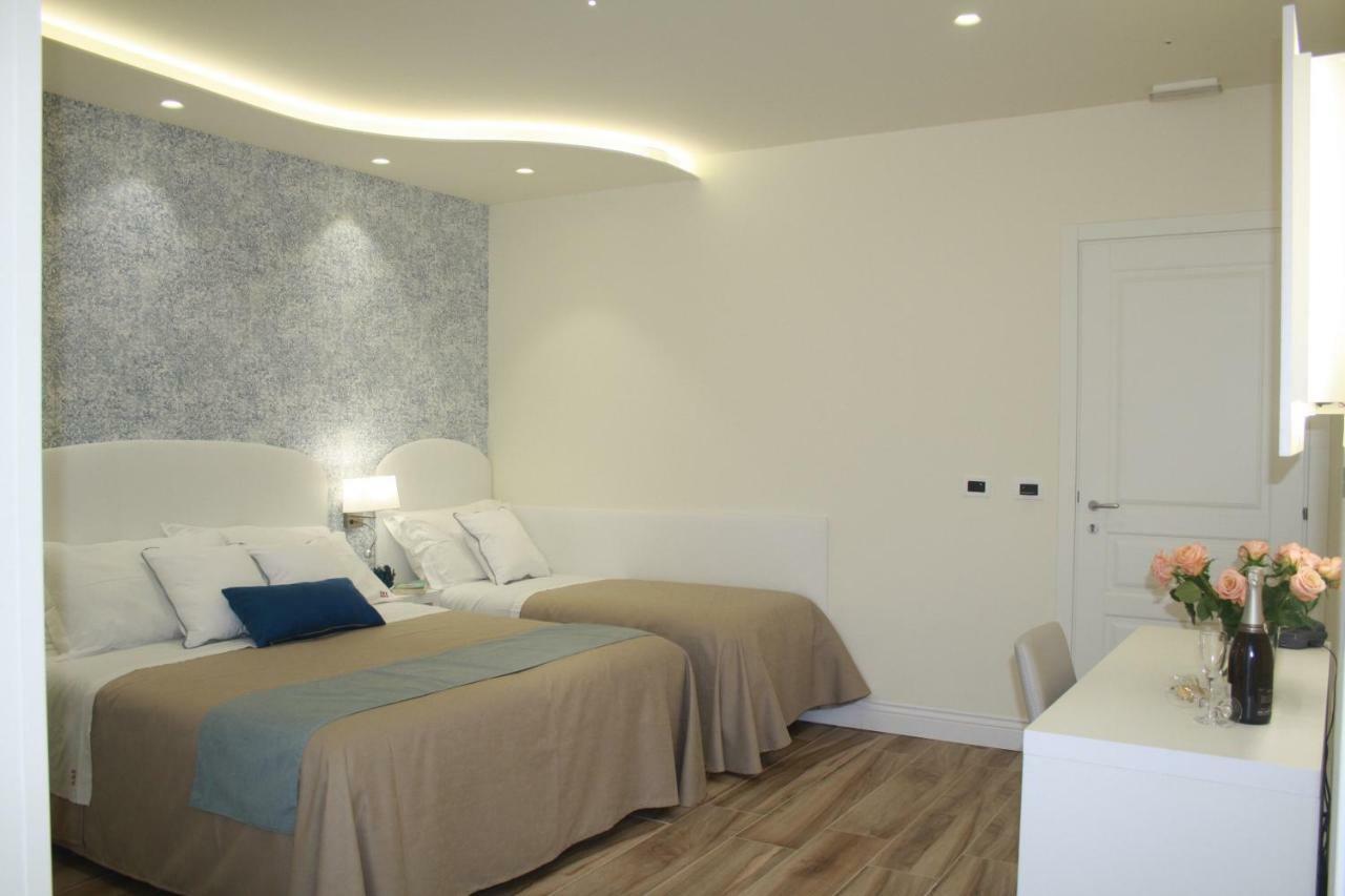 Ines Bed And Breakfast & Apartments Giardini Naxos Εξωτερικό φωτογραφία